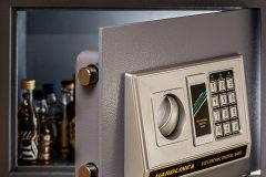 A Look at the 4 Basic Types of Safes