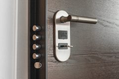 When to Replace and When to Repair Deadbolts