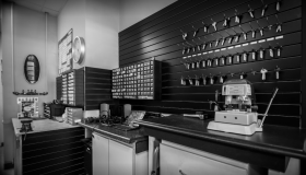 McKinney Auto Lockout - Kit vs. Professional