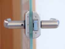 5 Reasons To Replace Door Hardware