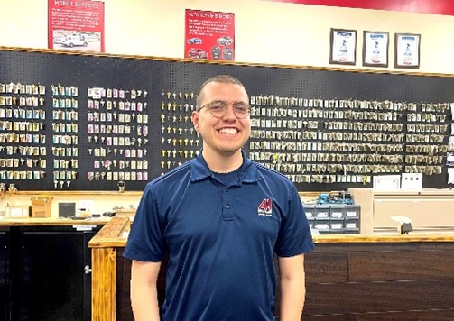 Dallas Gun Safe Showroom Manager Dallas Gun Safe Showroom Manager